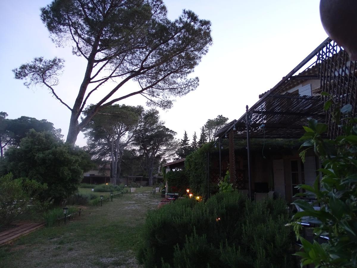 La Coudouliere Hotel Saint-Remy-de-Provence Luaran gambar